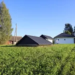 Casa vacanze Aatrium Kinnisvara Village Private Nature Sulbi
