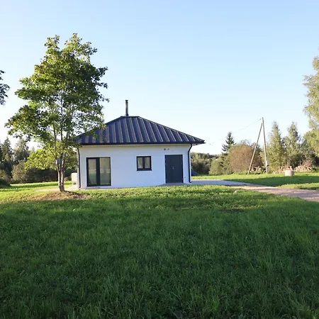 Aatrium Kinnisvara Village Private Nature Ferienhaus *