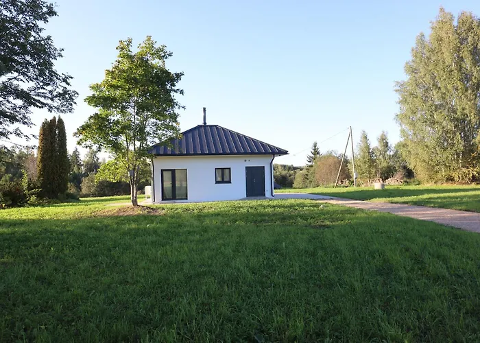 Aatrium Kinnisvara Village Private Nature Ferienhaus *